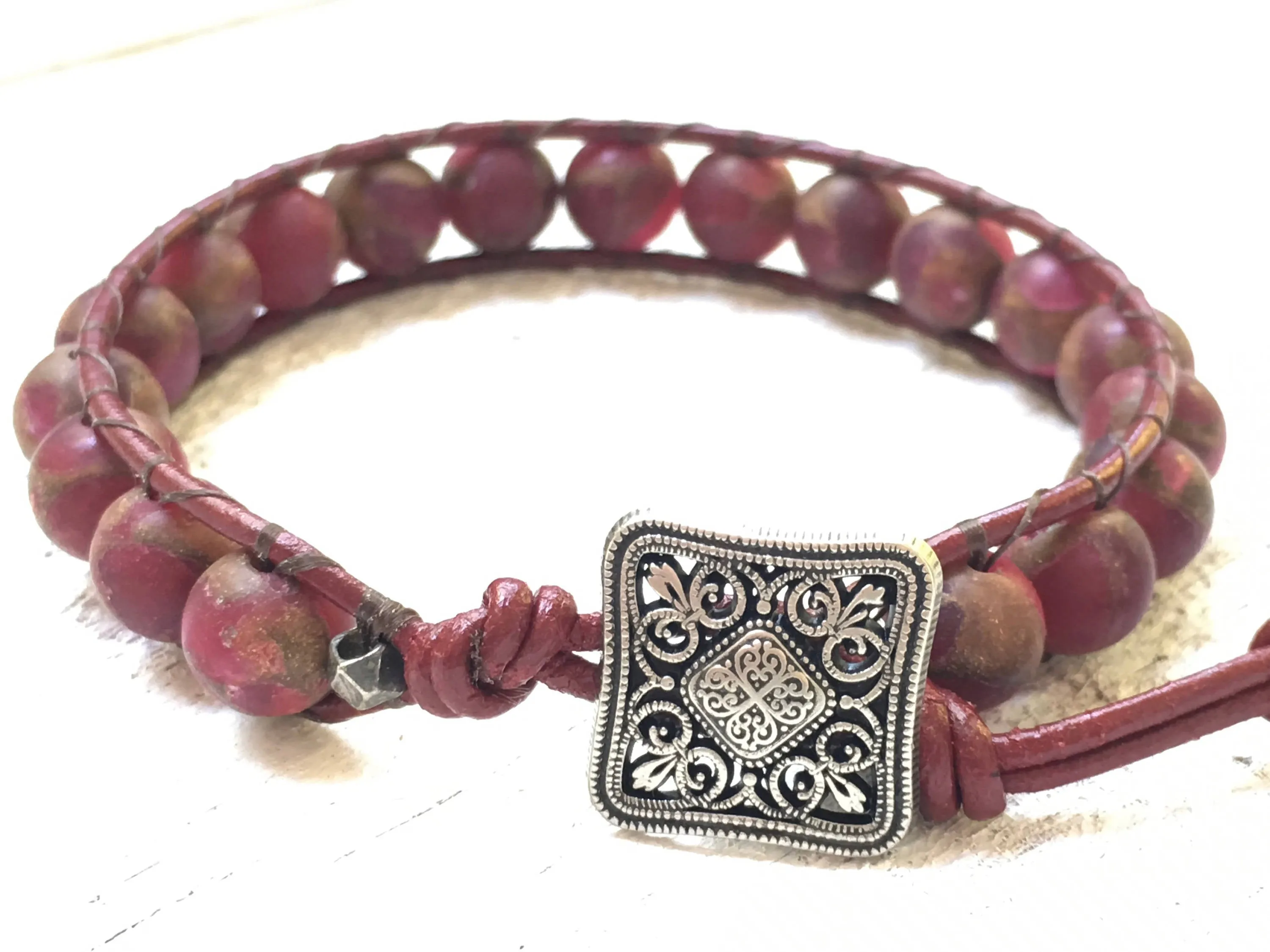 Red Agate Bracelet -  Pink Agate Bracelet -  Agate Beaded Leather Wrap Bracelet -  Girlfriend's Gift -  Women's Jewelry - Men's Jewelry